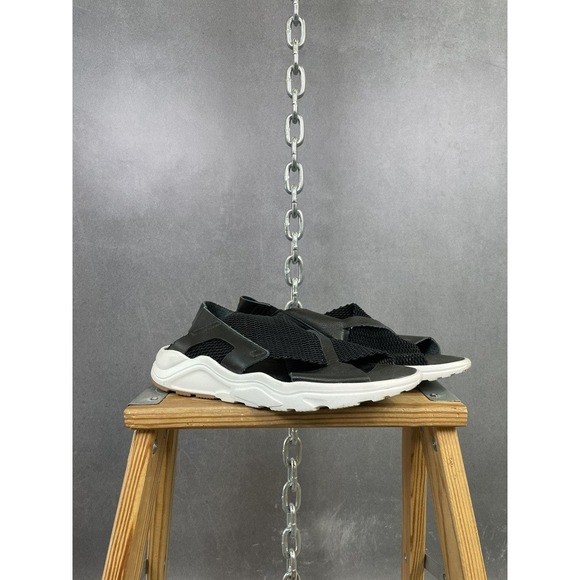 Nike‎ Air Huarache Sandals, Women's Slip On Sandal, as 11 - Picture 1 of 7